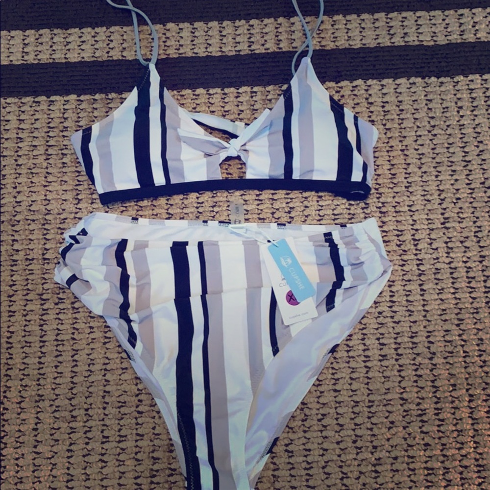 Cupshe quiet summer tricolor bikini
